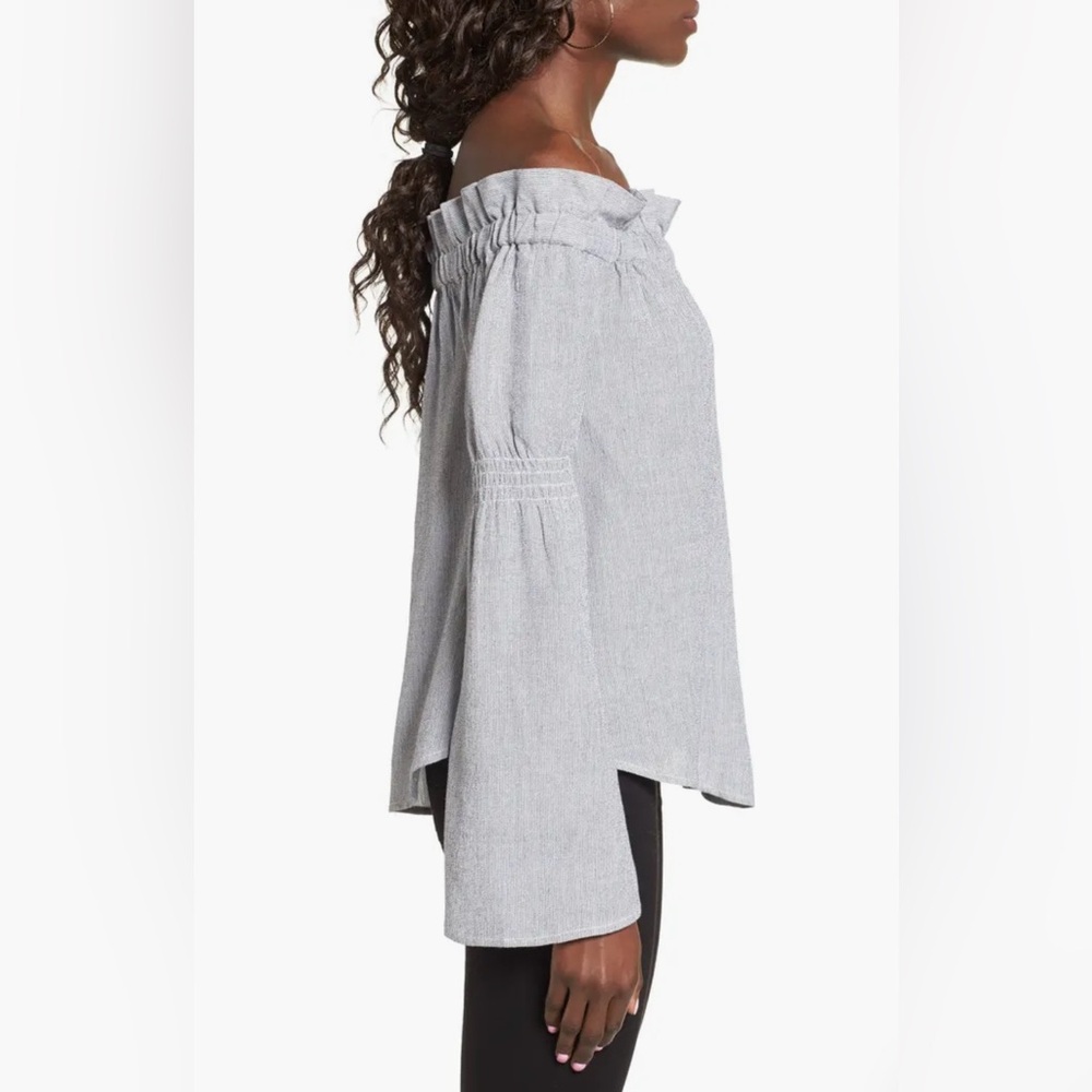 Chic Off-Shoulder Gray Blouse - image 3